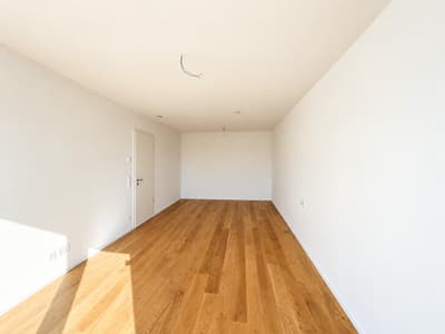 Großzügige 2,5-Zimmer Wohnung mit schöner Loggia zu vermieten! — Bild 10