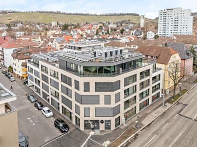 Stylische 2-Zimmer Penthouse-Wohnung in erstklassiger Lage zu vermieten! — Bild 11