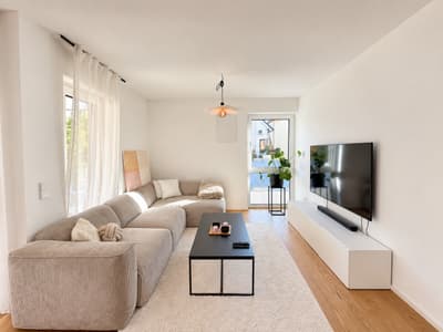 Lichtdurchflutete Wohnung mit modernem Wohnambiente und sonnigem Balkon — Bild 9